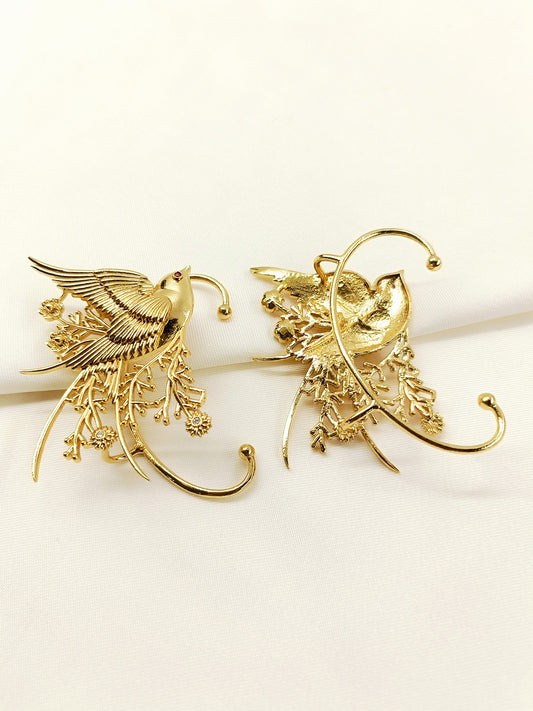 Layla Boutique Golden Bird Ear Cuff