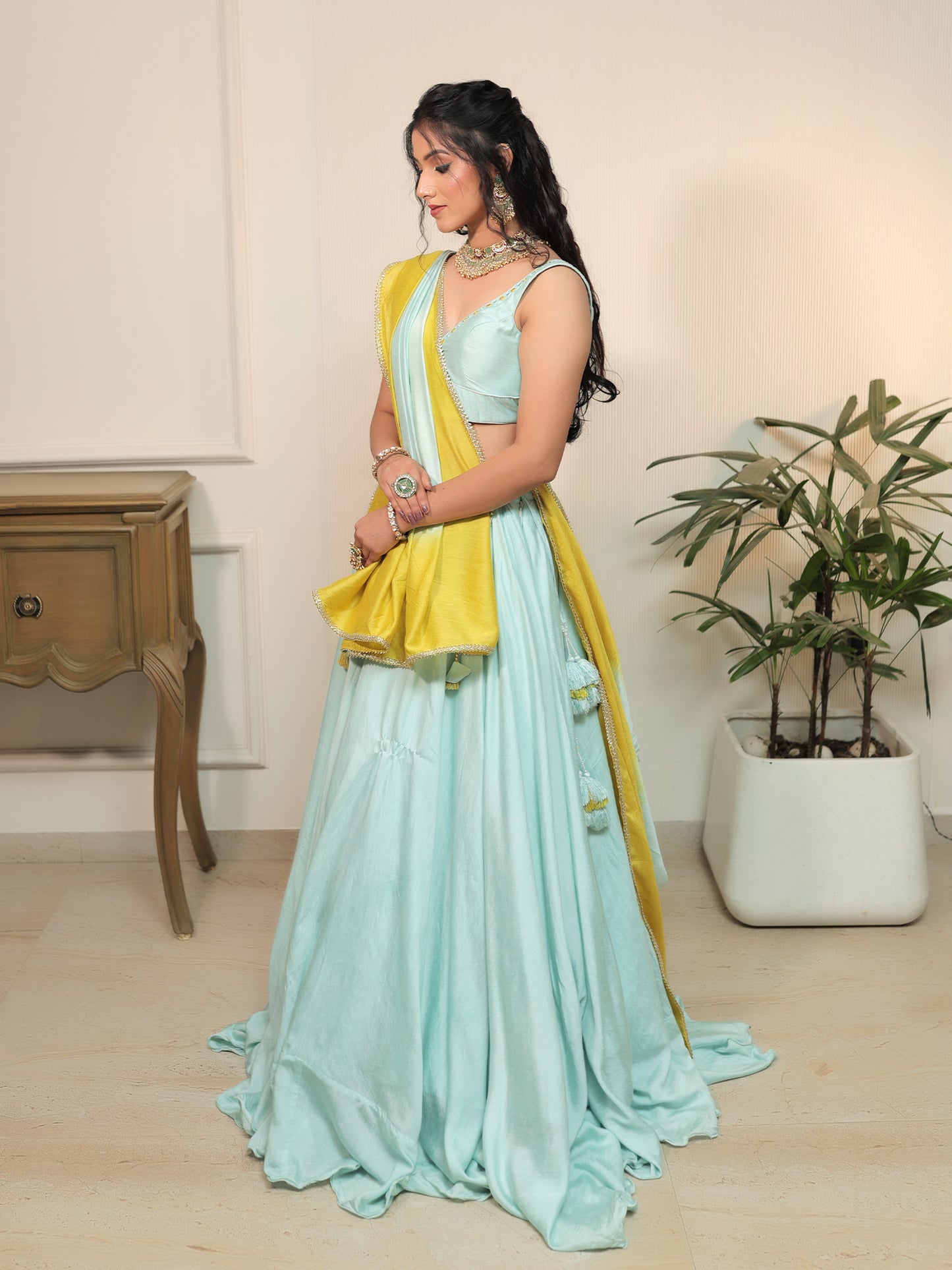 Nayana Lehenga