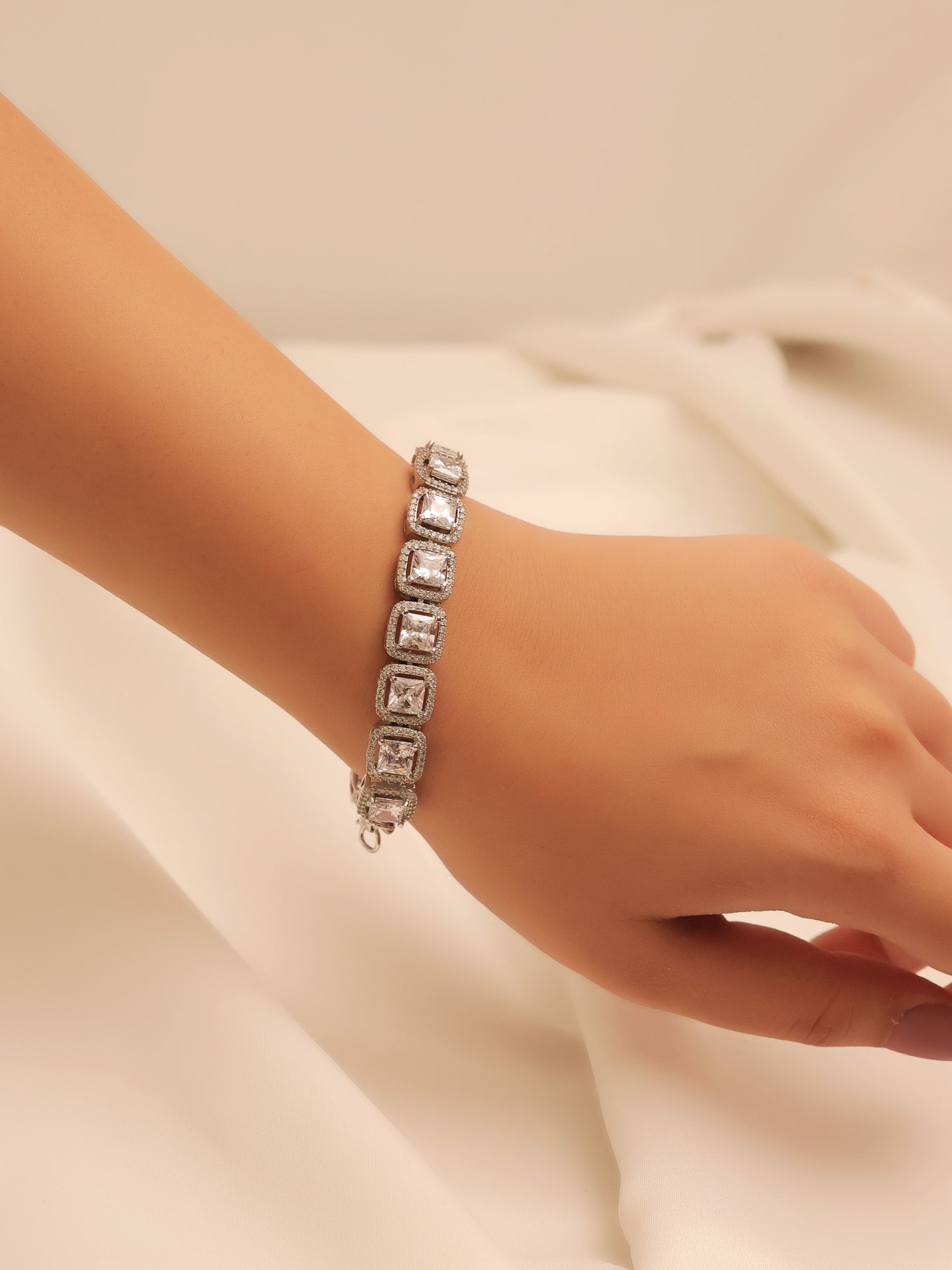 Vaishali American Diamond Silver Plated Bracelet
