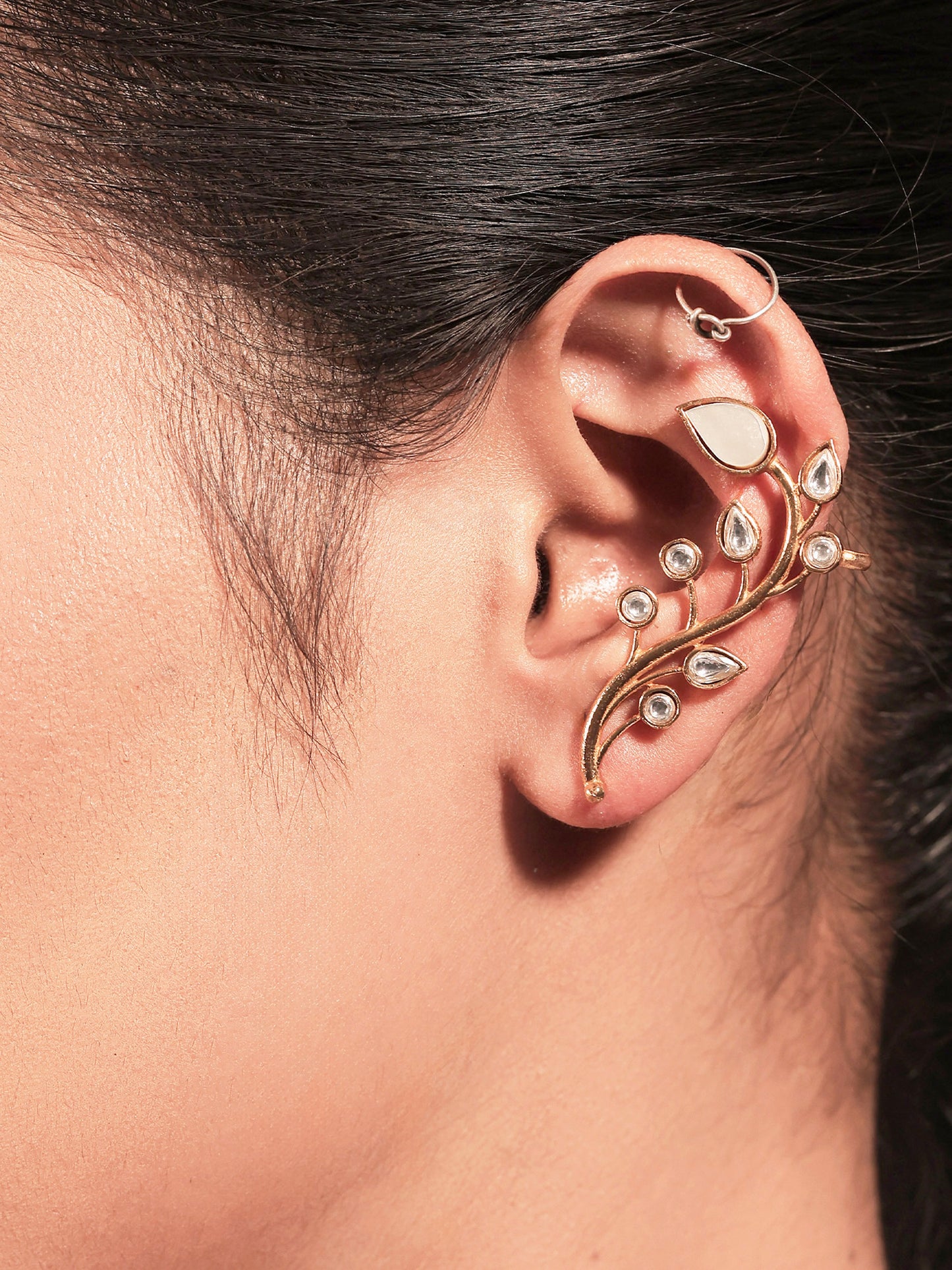 Chaitani White Boutique Earcuffs