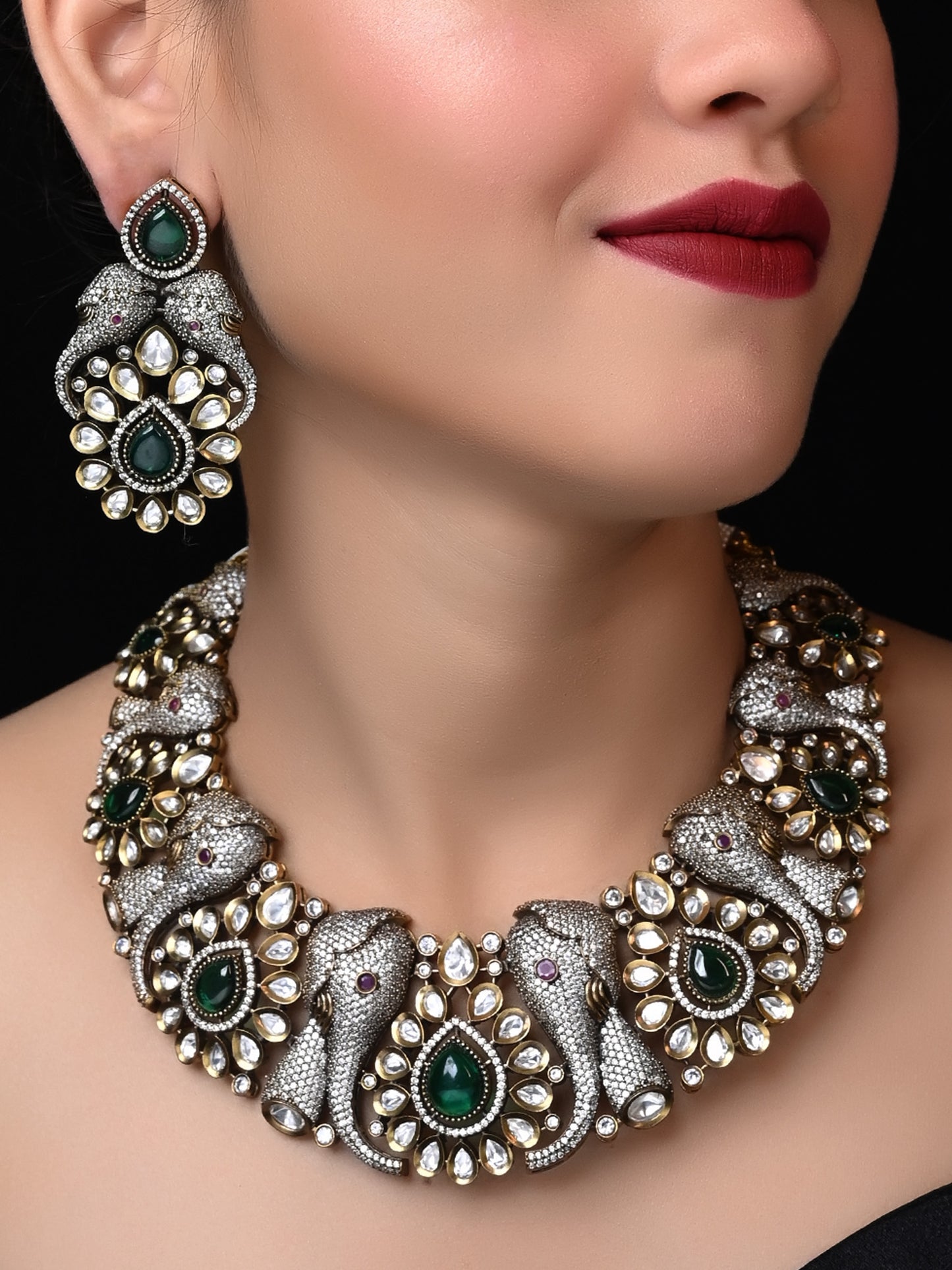 Melody Victorian Elephant Emerald Necklace Set