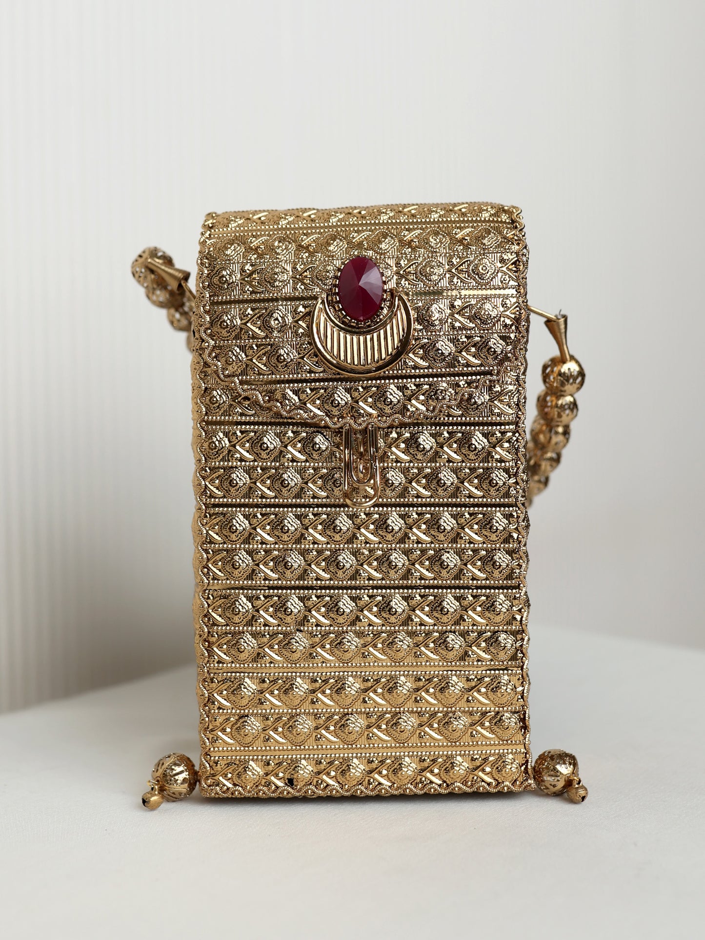 Kiran Ruby Golden Mobile Pouch
