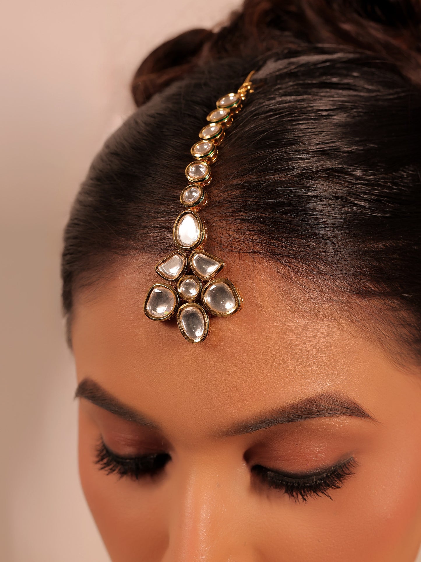 Sanober Kundan Necklace Set
