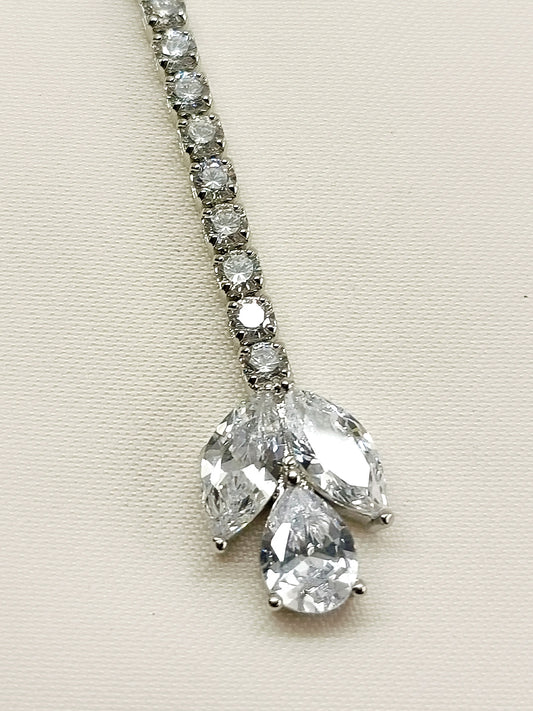 Elaura White American Diamond Maangtikka