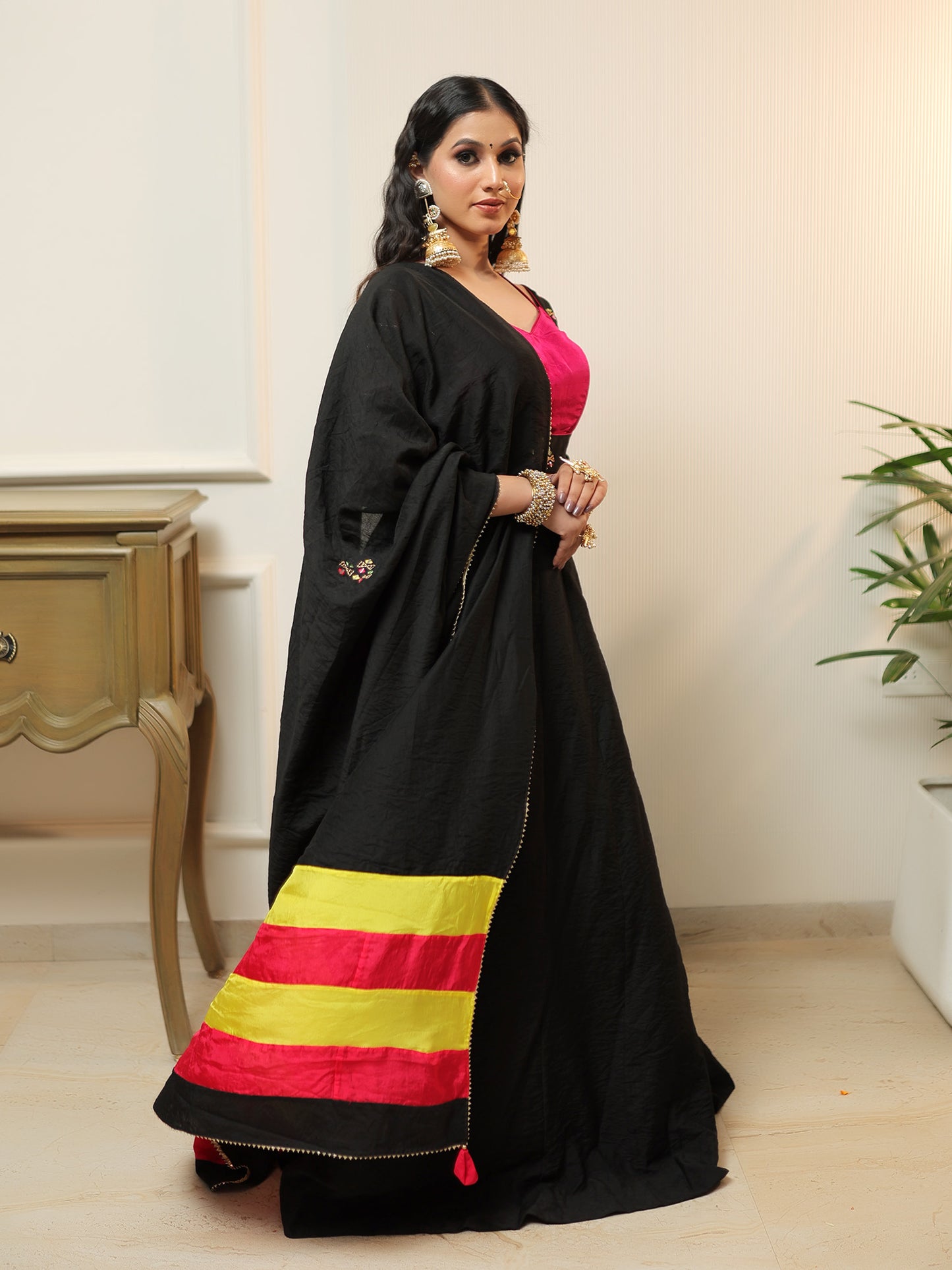 Binal Lehenga with Jewellery