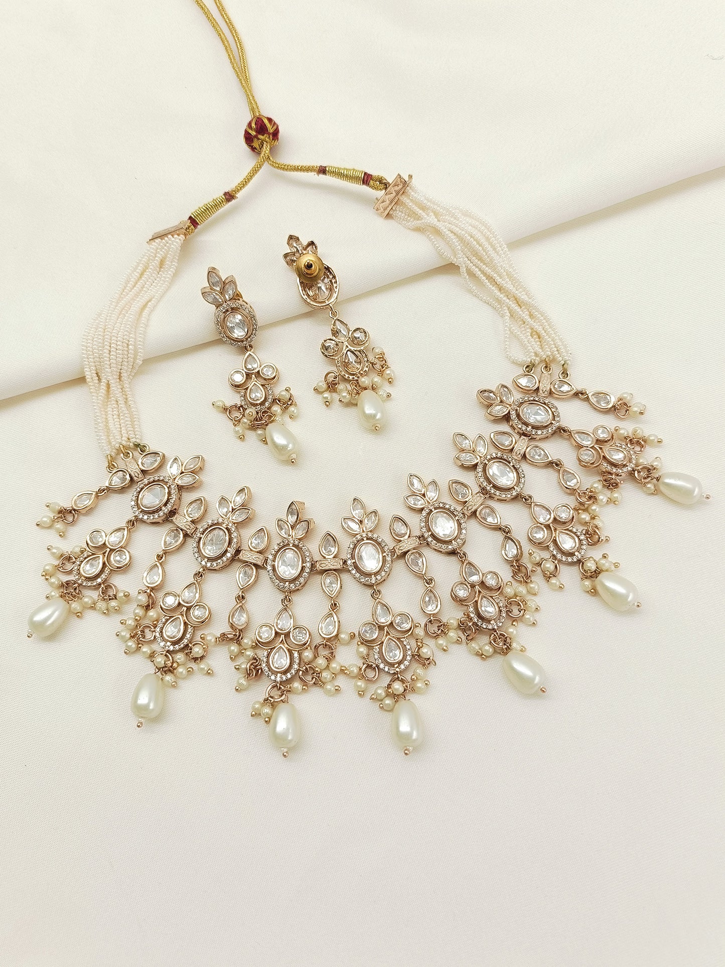 Rubi White Rose Gold Plated Kundan Choker