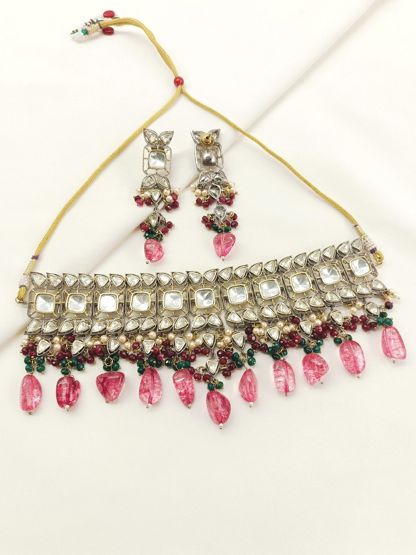 Daniya Rose Gold And Green Rhodium Plated Victorian Necklace Set