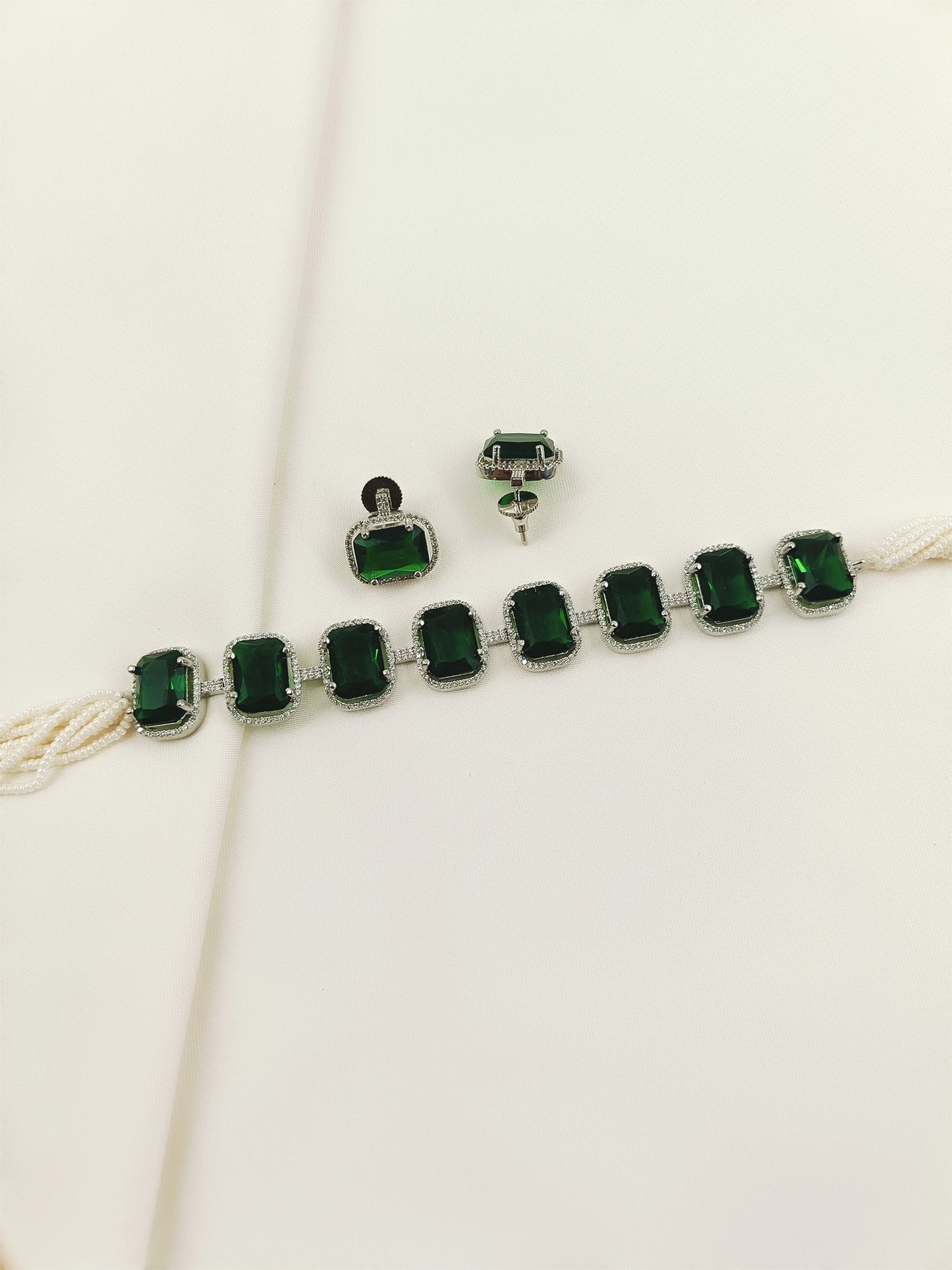Ruqayyah Green Emerald Diamond Necklace Set