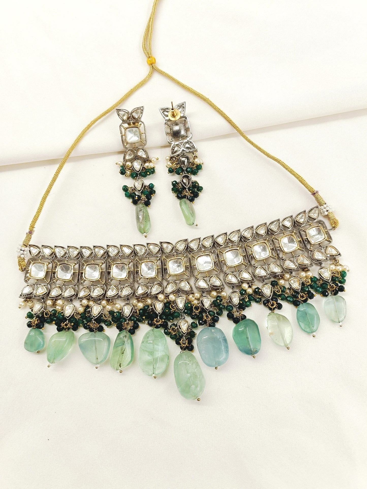 Bushra Mint Green Rhodium Plated Victorian Necklace Set