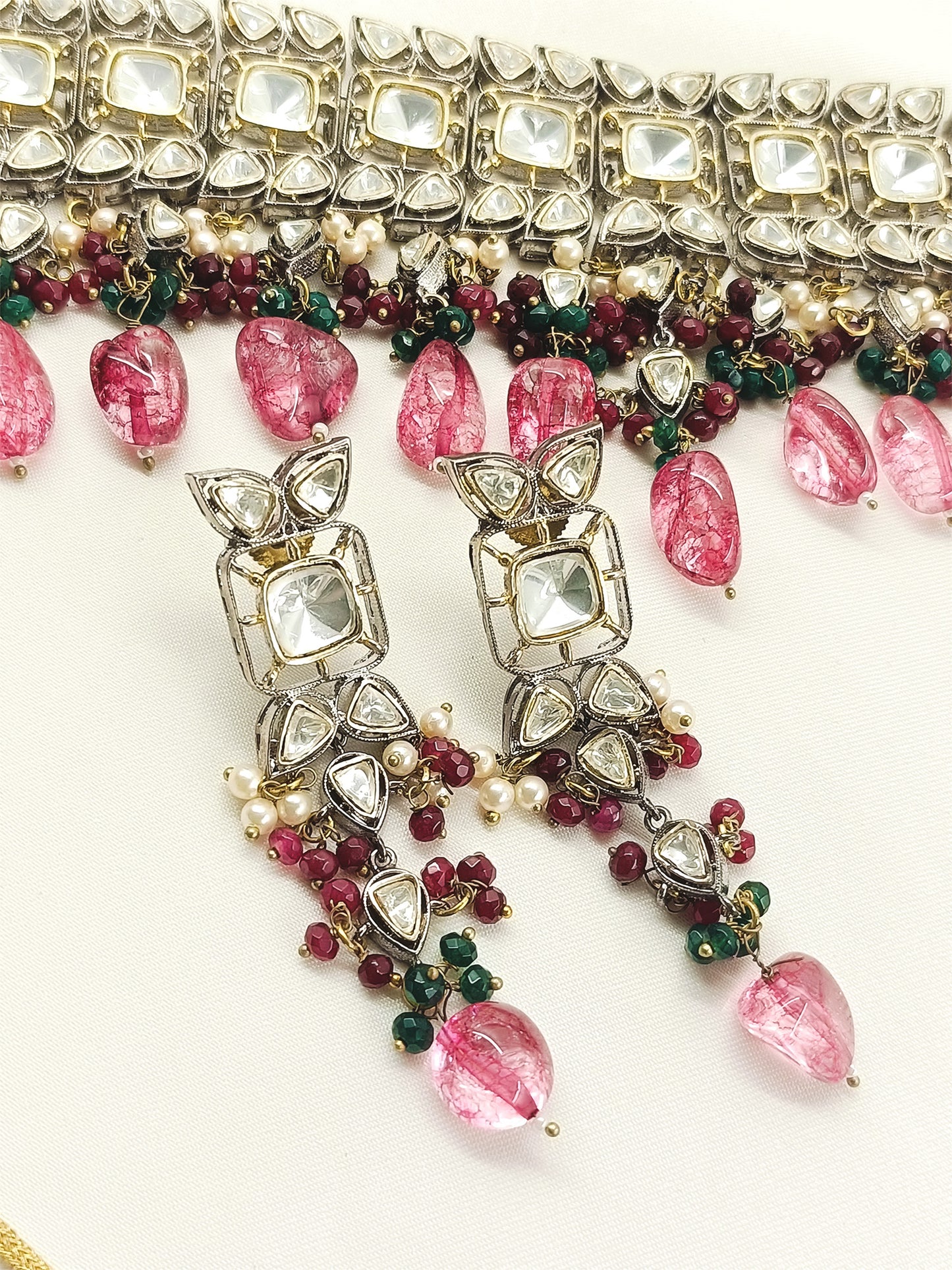 Daniya Rose Gold And Green Rhodium Plated Victorian Necklace Set