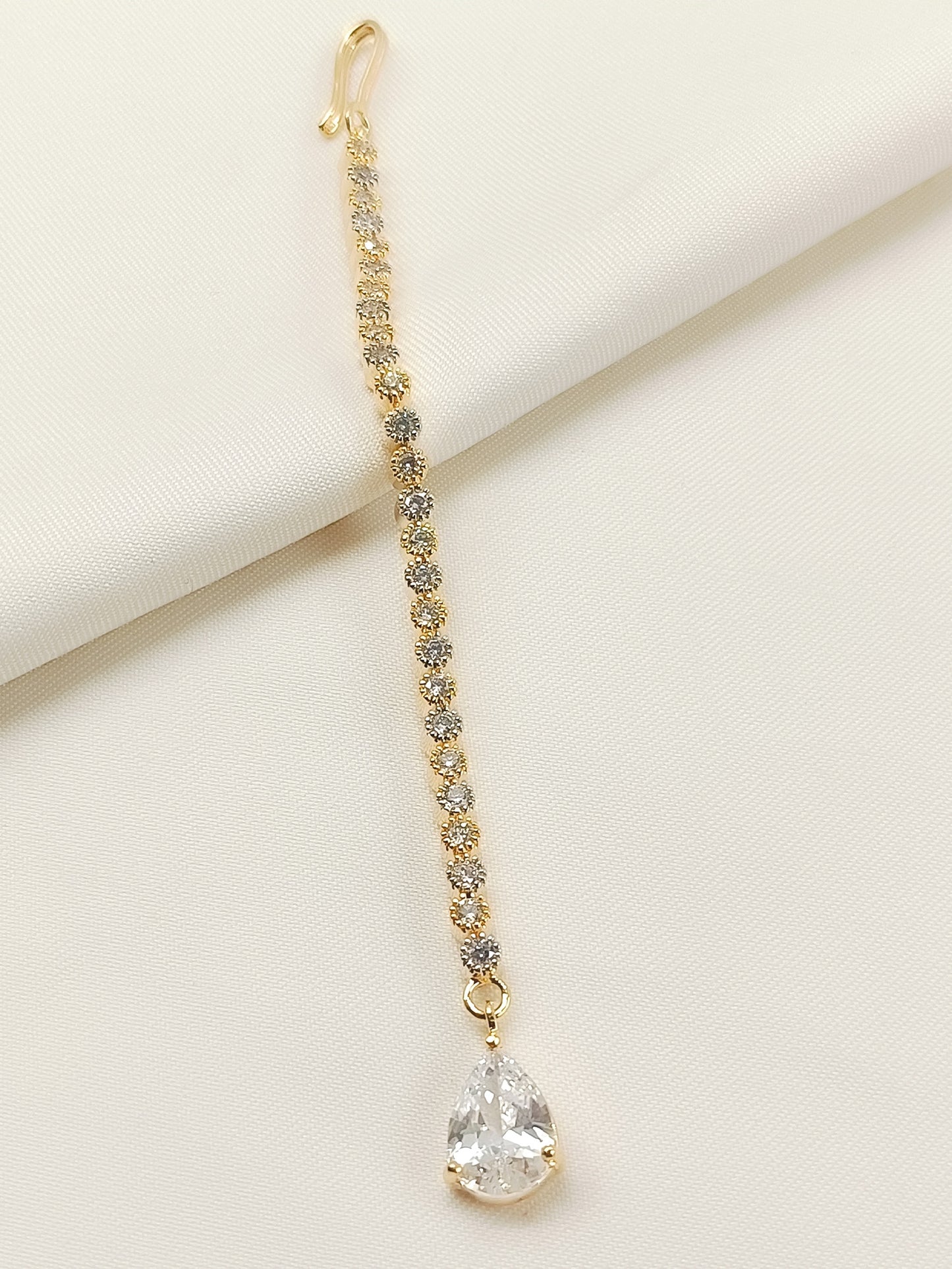 Kaamini White American Diamond Teeka