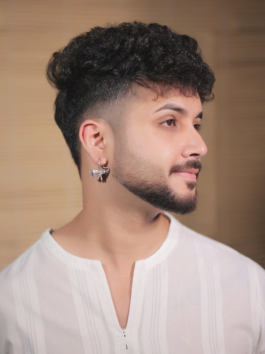 Wricha Plain Men's Earring