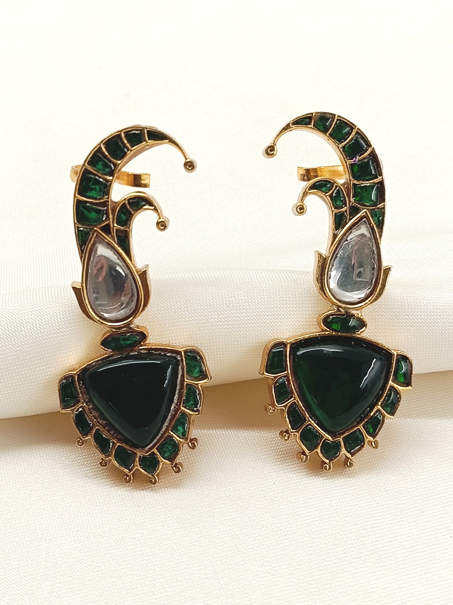 Nikansh  Green Men's Earcuff