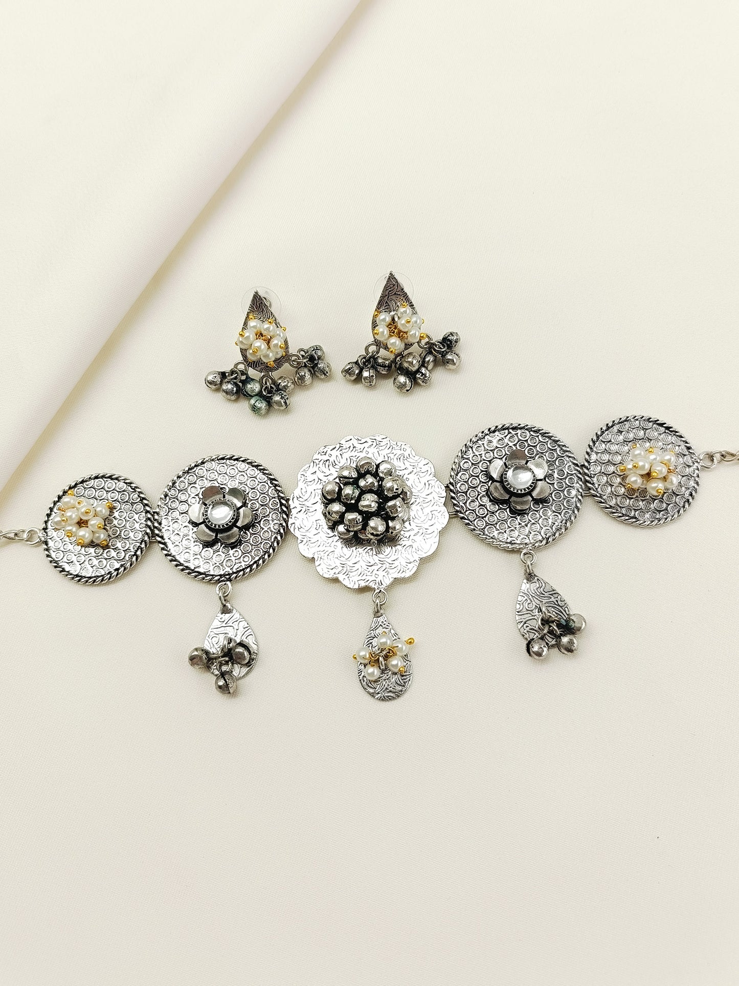 Dipali White Oxidized Choker Set