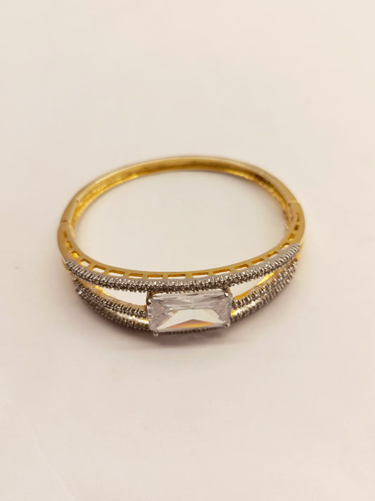 Dhanvi Golden Bracelet With Rectangular Stone