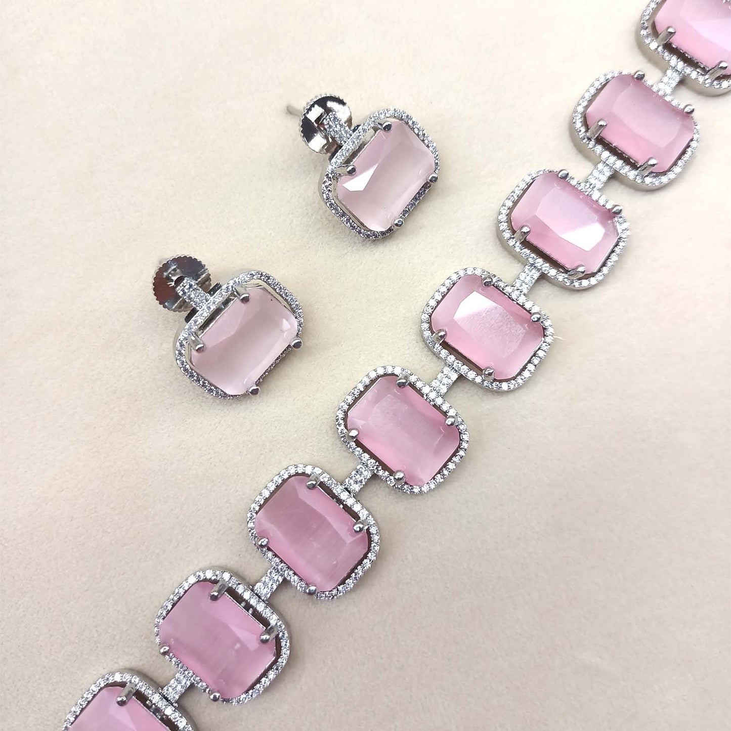Saara Pink Stones & American Diamond Necklace Set