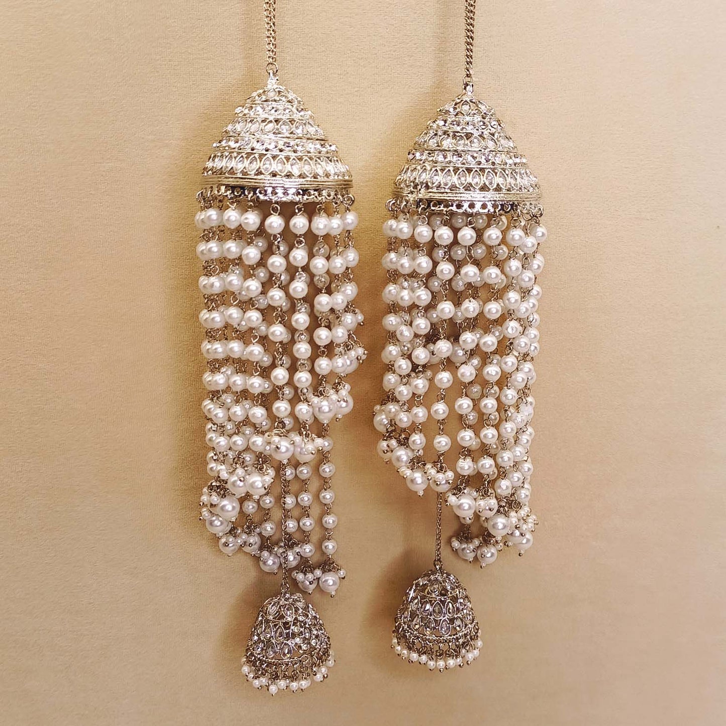 Gauri Diamond White Pearl Silver Plated Kalire