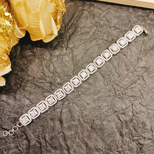 Vaishali American Diamond Silver Plated Bracelet